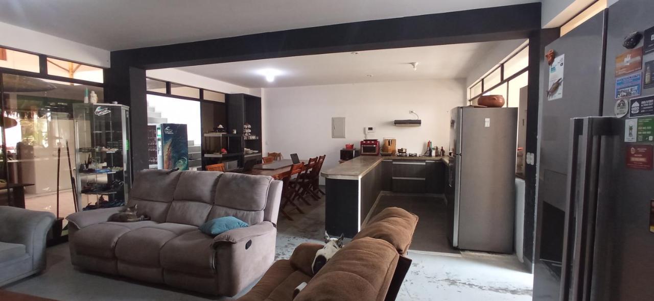 Bravo Hostels: Surf House Punta Hermosa Esterno foto
